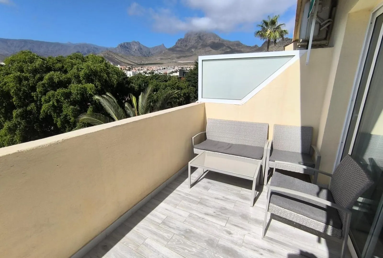 Apartment Mareverde Costa Adeje 0*, 阿德耶